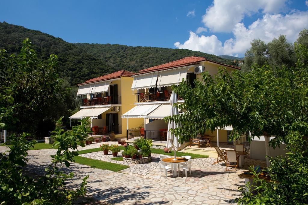 Natasa Studios Mikros Gialos Exteriér fotografie